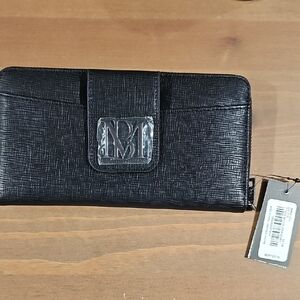 Badgley Mischka Black Purse with Flap Pocket